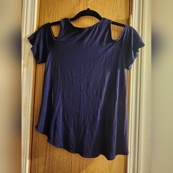 Guc eyeshadow girls cold shoulder top super soft and flowy sz L - Picture 3 of 4
